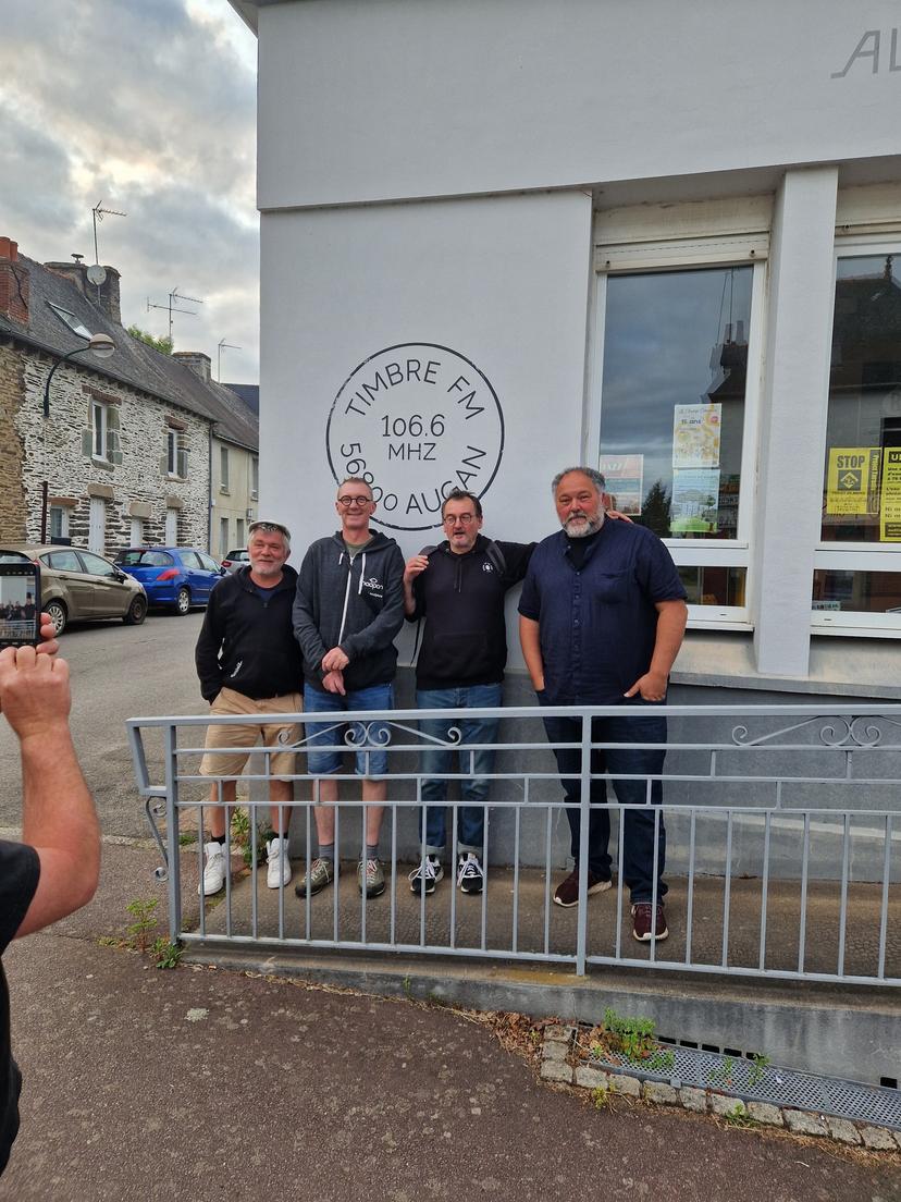 L'INSTANT CORVIC - LA MUSICALE => épisode 003 : HOCINE ADLALI & Francky goes to Locqueltas + DANIEL LE GUEVEL (AU PONT DU ROCK 2025)